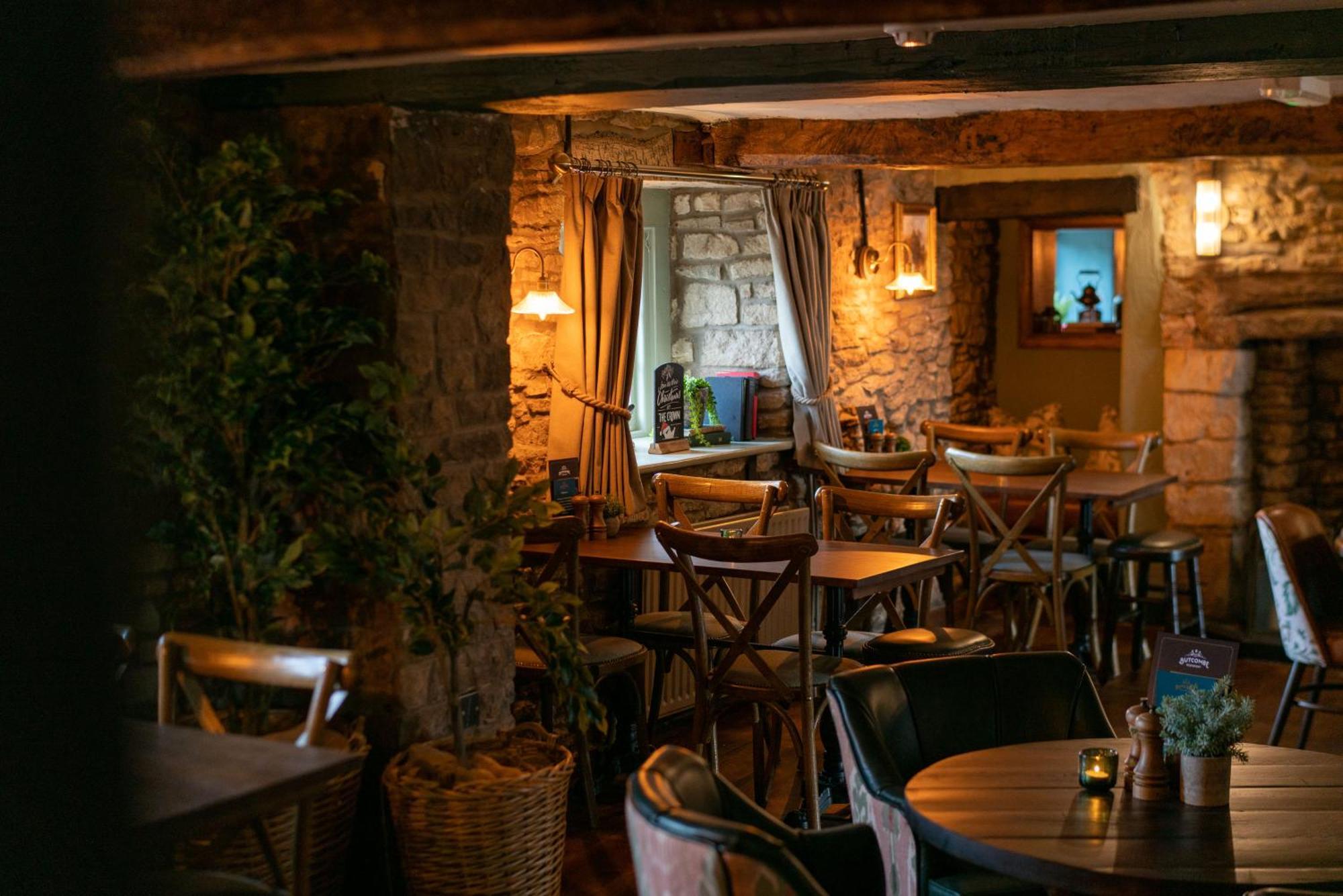Crown Inn At Tolldown Chipping Sodbury Eksteriør bilde